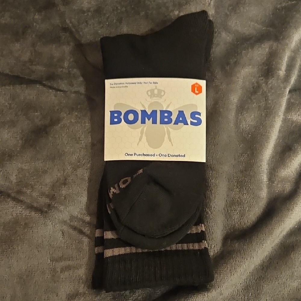 NWT Bombas Men's Black & Gray Casual Crew Socks L Arch Support Antimicrobial